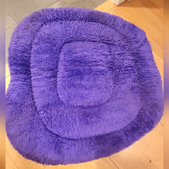 Mustang Princess Fleece Round Saddle Pad - Picture 3 of 3